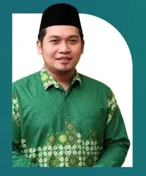 Portrait of Ustadz Nur Fajri Romadhon
